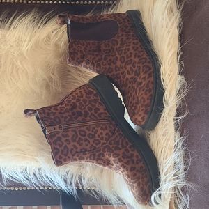 Girls Animal Print Boots